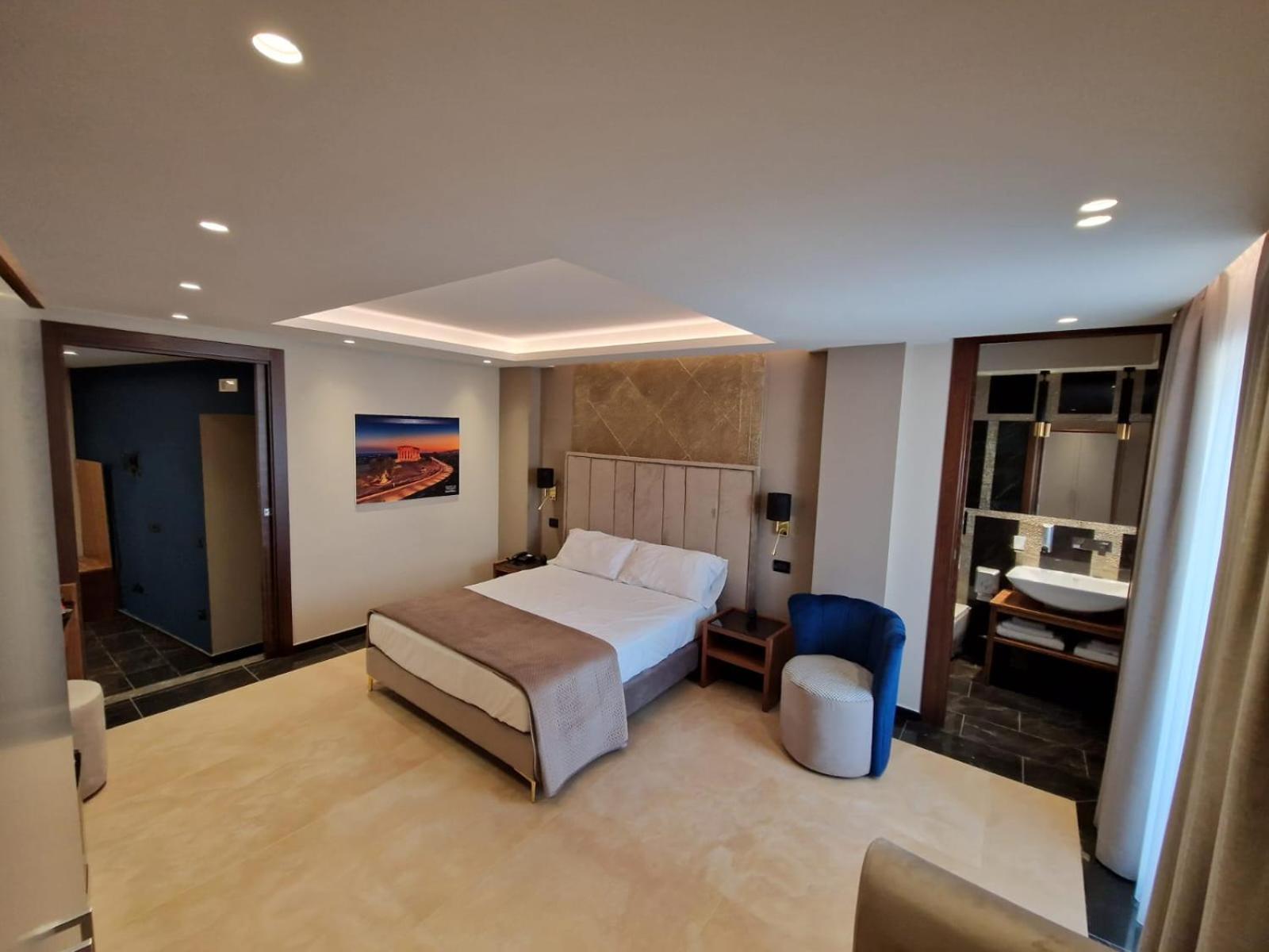 Beatus Suites And Rooms B&B Canicattì Buitenkant foto