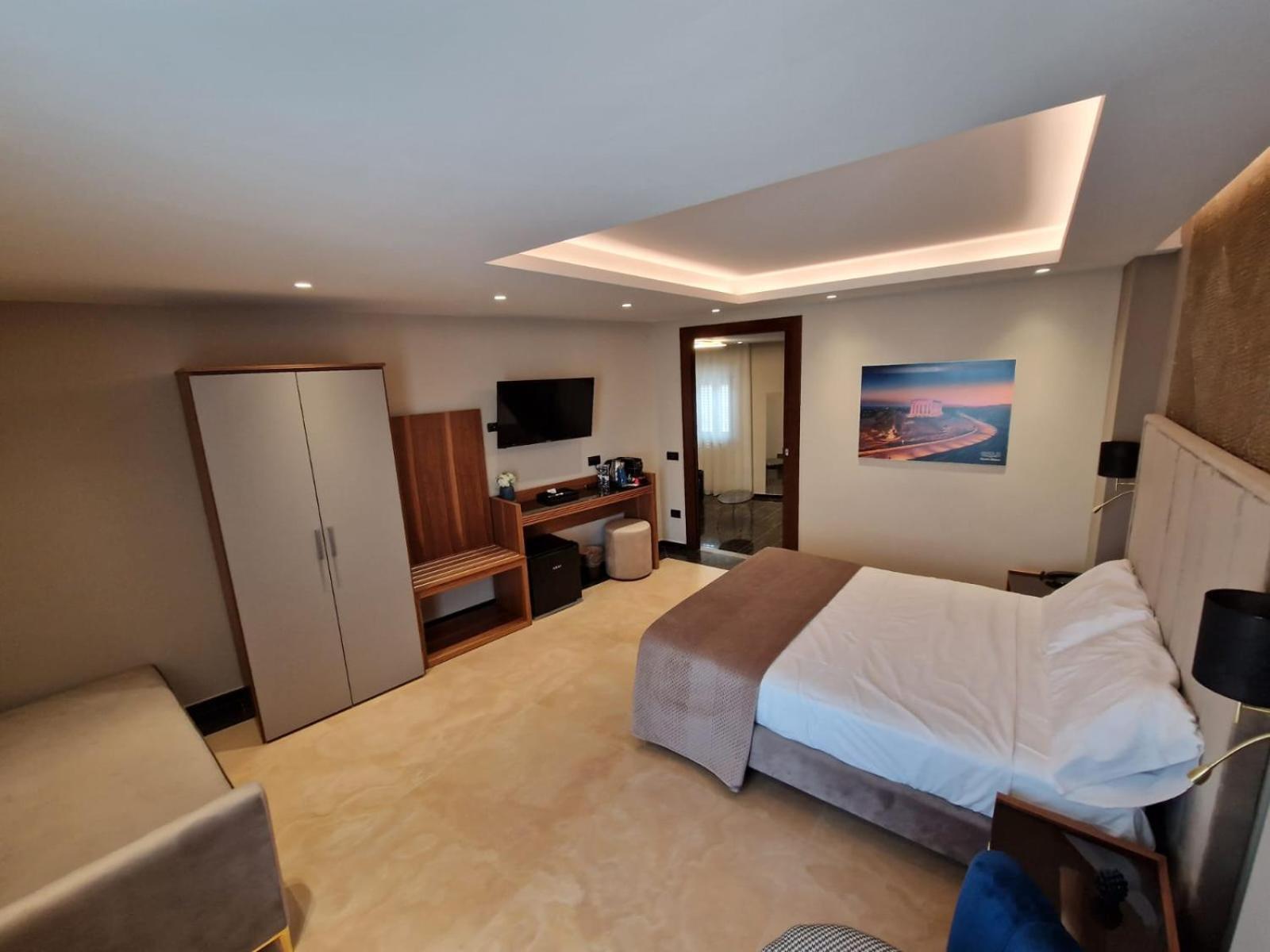 Beatus Suites And Rooms B&B Canicattì Buitenkant foto