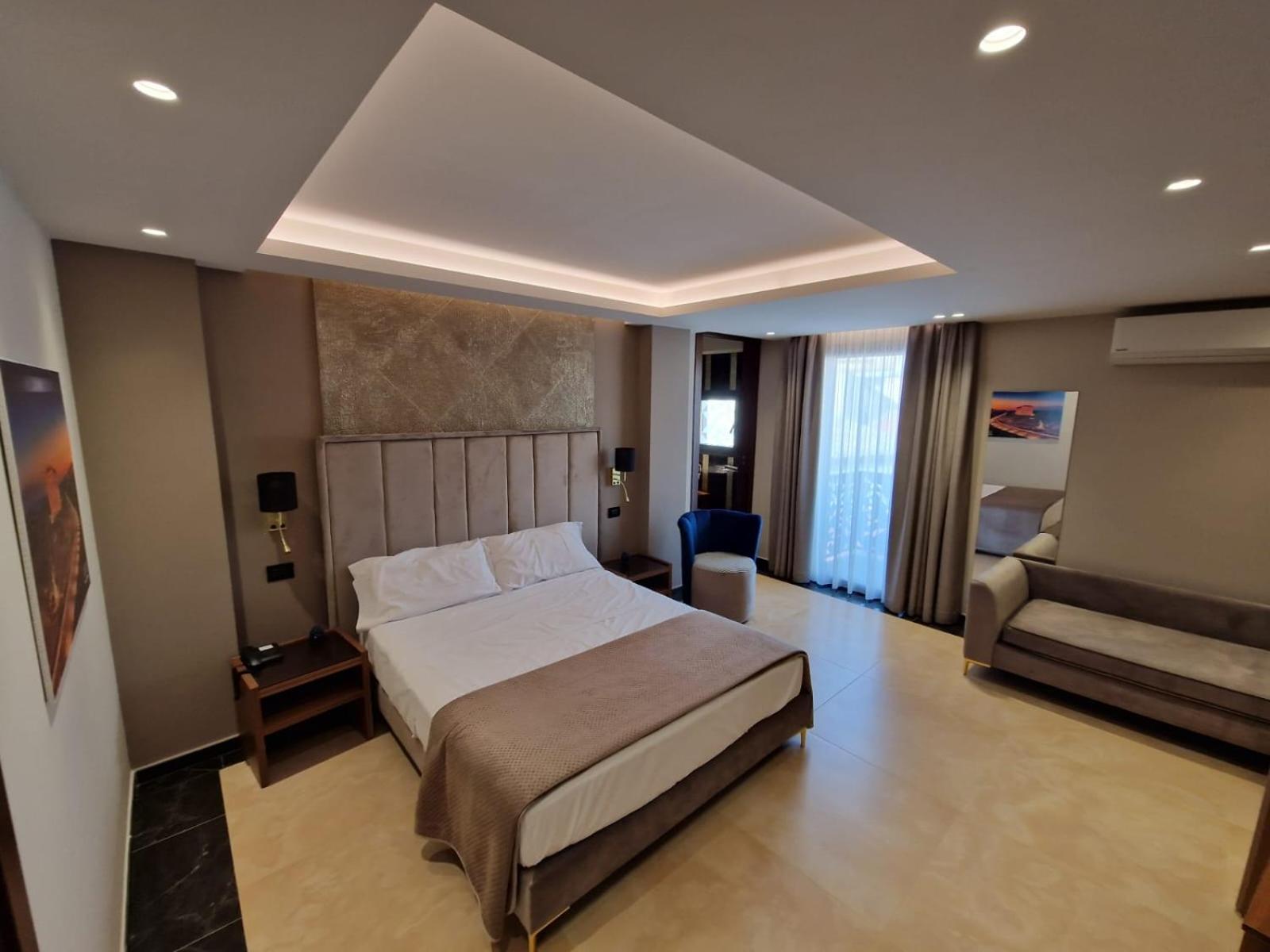 Beatus Suites And Rooms B&B Canicattì Buitenkant foto