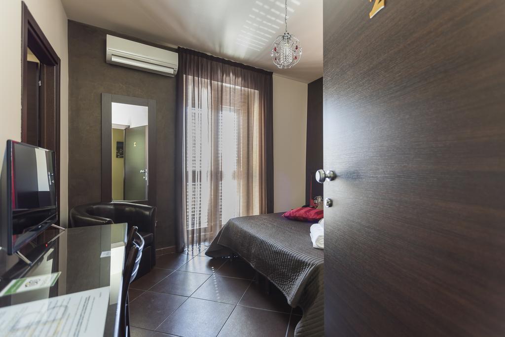 Beatus Suites And Rooms B&B Canicattì Buitenkant foto