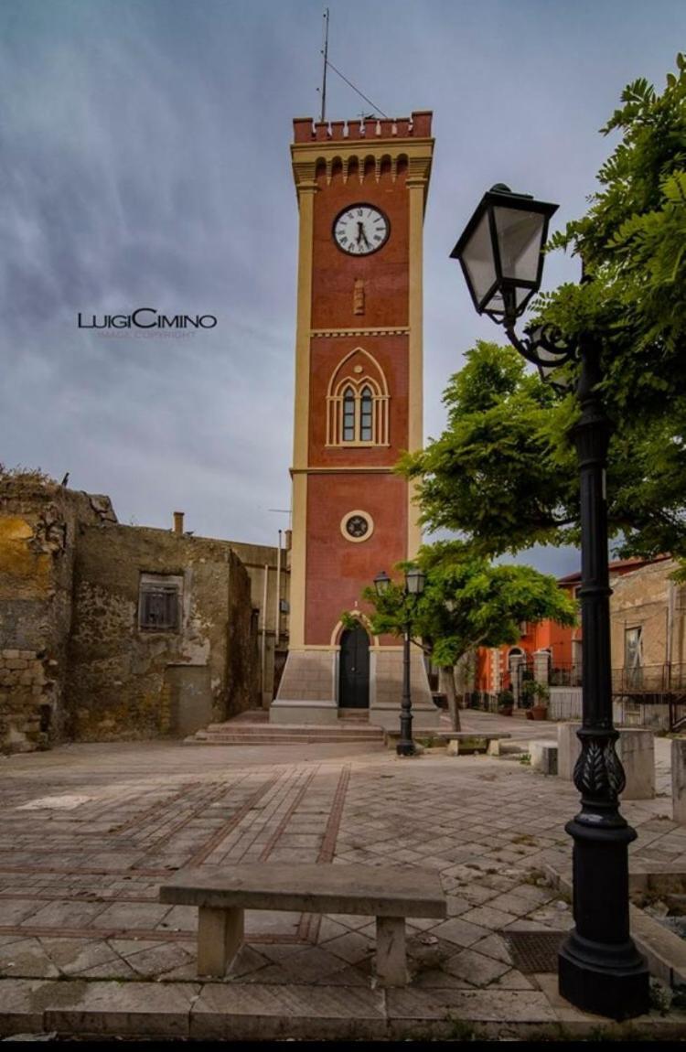 Beatus Suites And Rooms B&B Canicattì Buitenkant foto